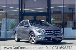 mercedes-benz gla-class 2018 CFJ1698373