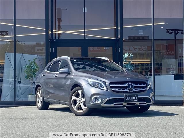 mercedes-benz gla-class 2018 CFJ1698373 image 1