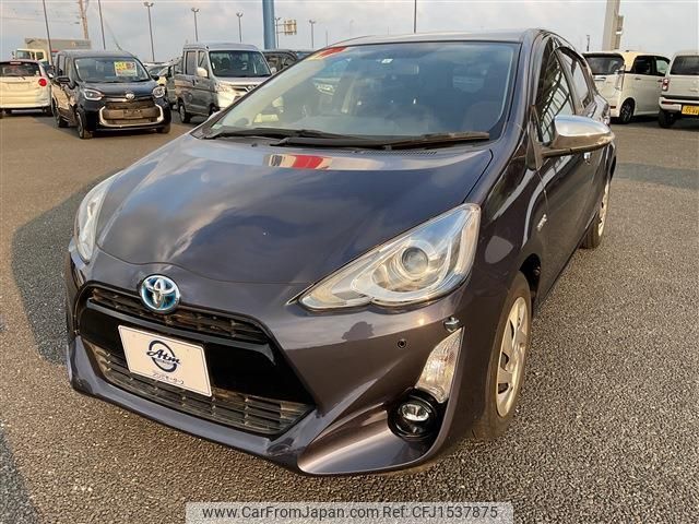 toyota aqua 2015 CFJ1537875 image 1