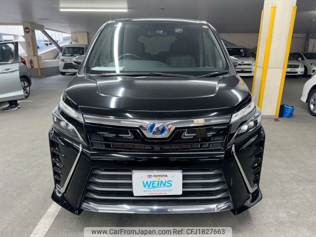 toyota voxy 2018 CFJ1827663 image 2
