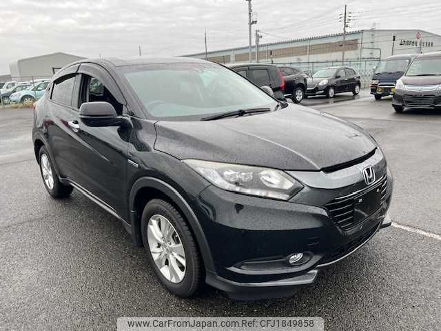 honda vezel 2015 CFJ1849858 image 1