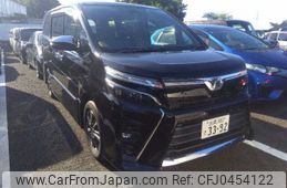 toyota voxy 2018 -TOYOTA 【出雲 300ｻ3392】--Voxy ZRR80W--0400889---TOYOTA 【出雲 300ｻ3392】--Voxy ZRR80W--0400889-