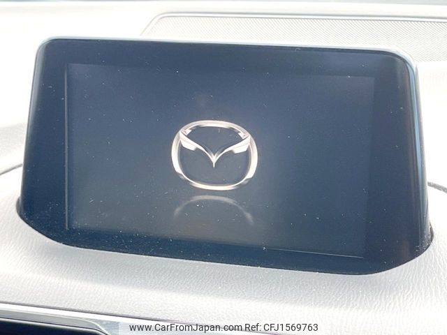 mazda axela 2017 CFJ1569763 image 2