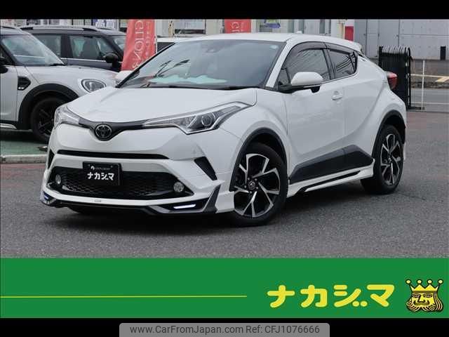toyota c-hr 2017 quick_quick_DBA-NGX50_NGX50-2004112 image 1
