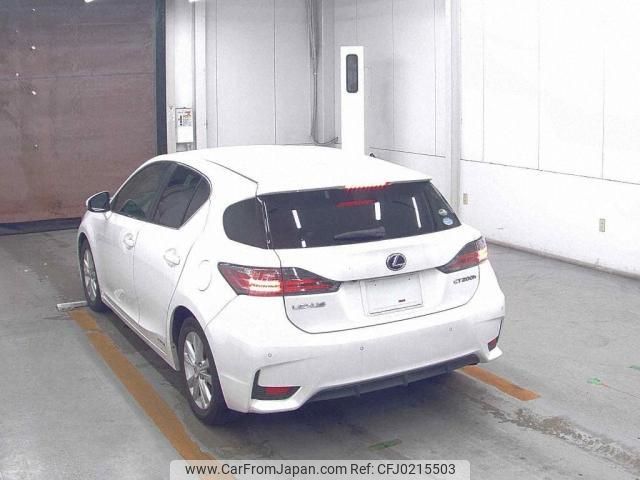 lexus ct 2015 quick_quick_DAA-ZWA10_ZWA10-2243474 image 2