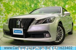 toyota crown-hybrid 2014 CFJ1623402