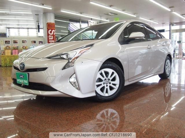toyota prius 2017 quick_quick_DAA-ZVW50_ZVW50-8073077 image 1