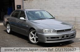 nissan skyline 2000 CFJ1703627