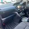 toyota noah 2017 GOO_JP_700055065930250630003 image 44