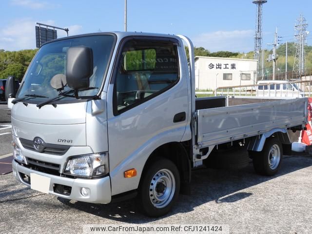 toyota dyna-truck 2017 GOO_NET_EXCHANGE_0709067A30250604W002 image 1