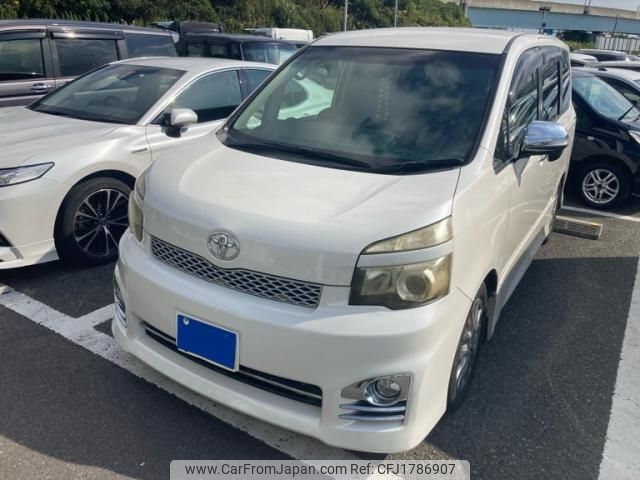 toyota voxy 2011 CFJ1786907 image 2