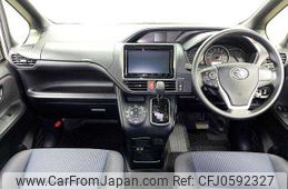 toyota noah 2020 504928-926781