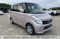 nissan roox 2012 NIKYO_GK14285