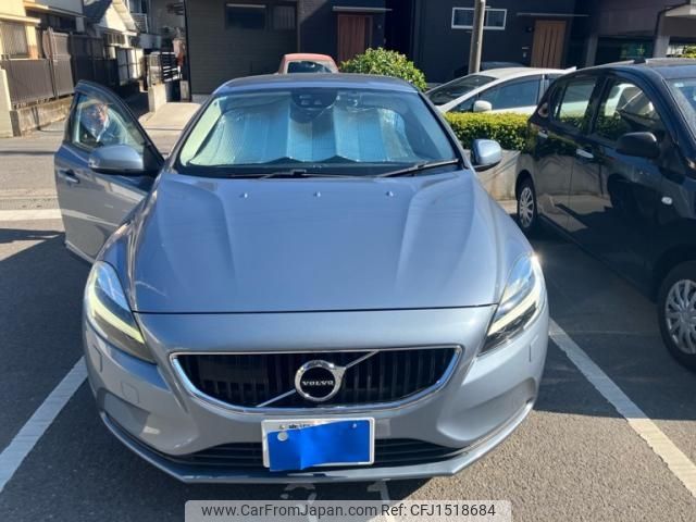 volvo v40 2018 CFJ1518684 image 1