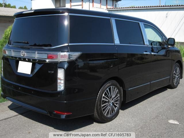 nissan elgrand 2023 CFJ1695783 image 2