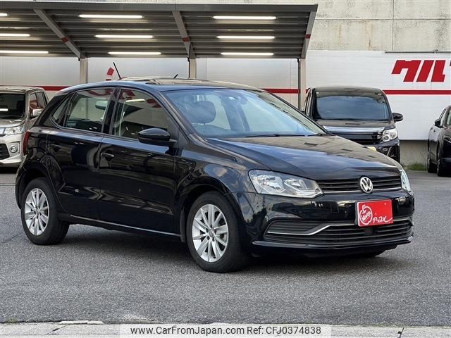 volkswagen polo 2016 -VOLKSWAGEN--VW Polo DBA-6RCJZ--WVWZZZ6RZGU025155---VOLKSWAGEN--VW Polo DBA-6RCJZ--WVWZZZ6RZGU025155- image 2