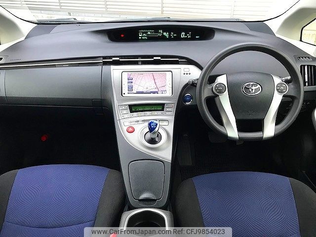 toyota prius 2013 -TOYOTA--Prius DAA-ZVW30--ZVW30-1716030---TOYOTA--Prius DAA-ZVW30--ZVW30-1716030- image 2