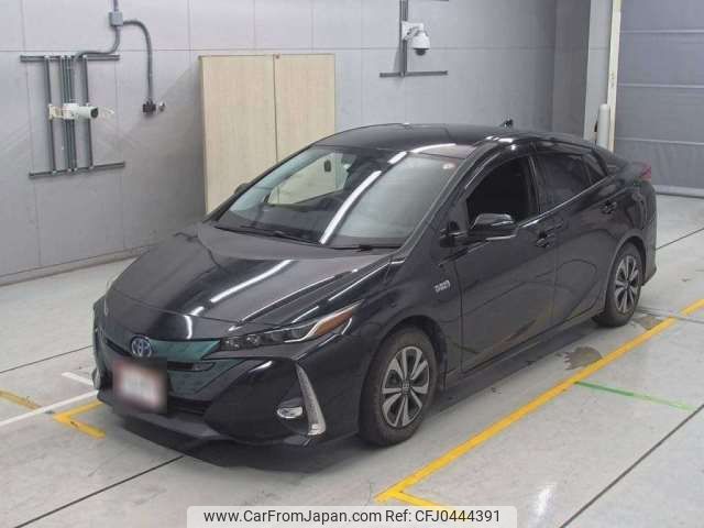 toyota prius-phv 2017 -TOYOTA--Prius PHV DLA-ZVW52--ZVW52-3040521---TOYOTA--Prius PHV DLA-ZVW52--ZVW52-3040521- image 1