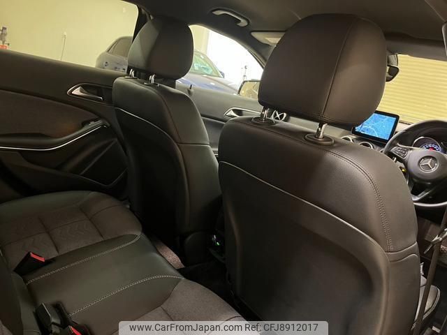 mercedes-benz gla-class 2017 quick_quick_156942_WDC1569422J417518 image 2