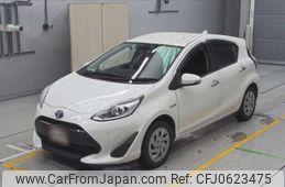 toyota aqua 2019 -TOYOTA--AQUA NHP10-2615887---TOYOTA--AQUA NHP10-2615887-