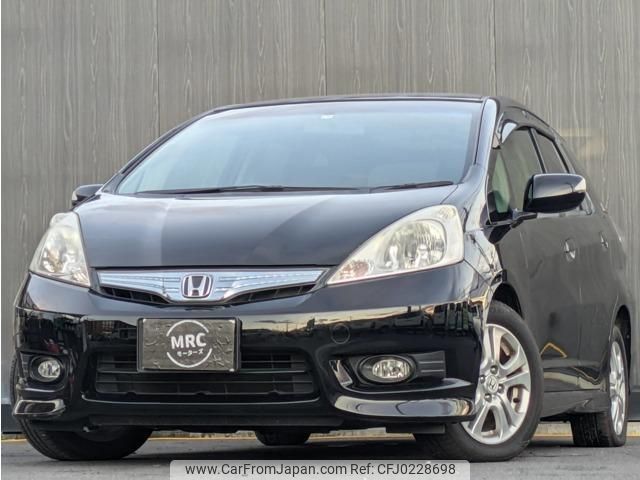 honda fit-shuttle-hybrid 2011 quick_quick_DAA-GP2_GP2-3014164 image 1