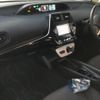 toyota prius 2017 quick_quick_DAA-ZVW50_ZVW50-6073777 image 3