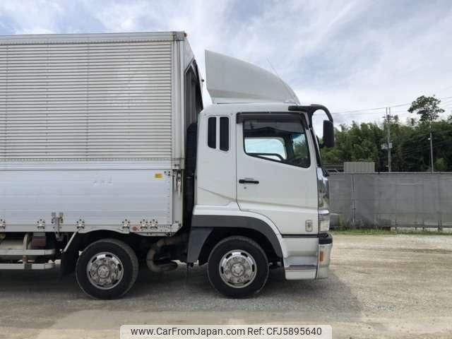 2007 Mitsubishi Fuso Super Great 2WD - Car Price $17,289