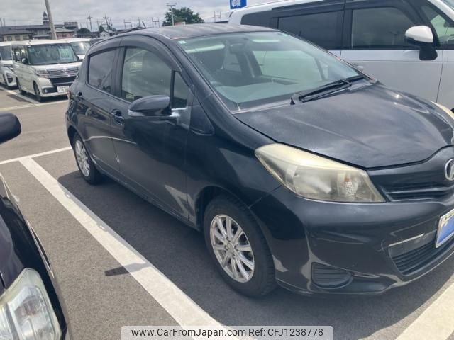 toyota vitz 2013 -TOYOTA--Vitz DBA-NSP130--NSP130-2128003---TOYOTA--Vitz DBA-NSP130--NSP130-2128003- image 2