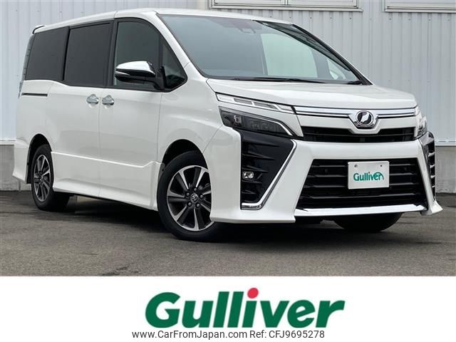 toyota voxy 2019 -TOYOTA--Voxy DBA-ZRR80W--ZRR80-0572902---TOYOTA--Voxy DBA-ZRR80W--ZRR80-0572902- image 1