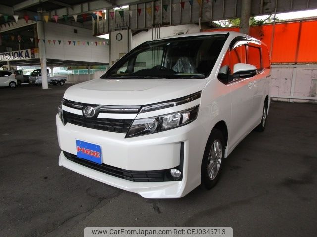 2016 Toyota Voxy DBA-ZRR85G 4WD - Car Price $17,010