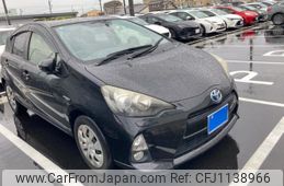toyota aqua 2012 -TOYOTA--AQUA DAA-NHP10--NHP10-2126677---TOYOTA--AQUA DAA-NHP10--NHP10-2126677-