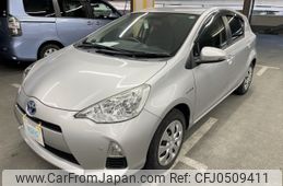 toyota aqua 2014 AF-NHP10-6330078