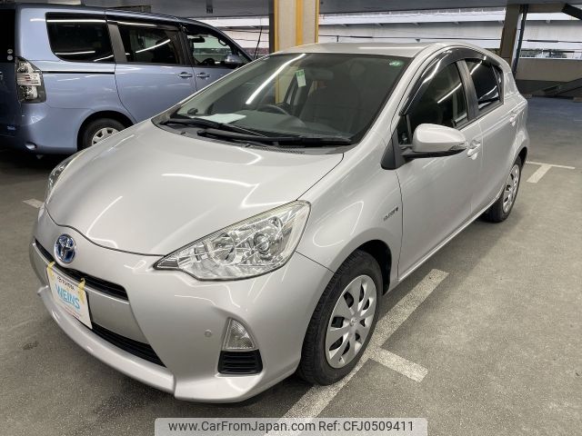 toyota aqua 2014 AF-NHP10-6330078 image 1