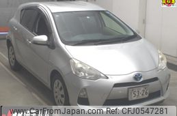 toyota aqua 2013 -TOYOTA--AQUA NHP10--6239698---TOYOTA--AQUA NHP10--6239698-