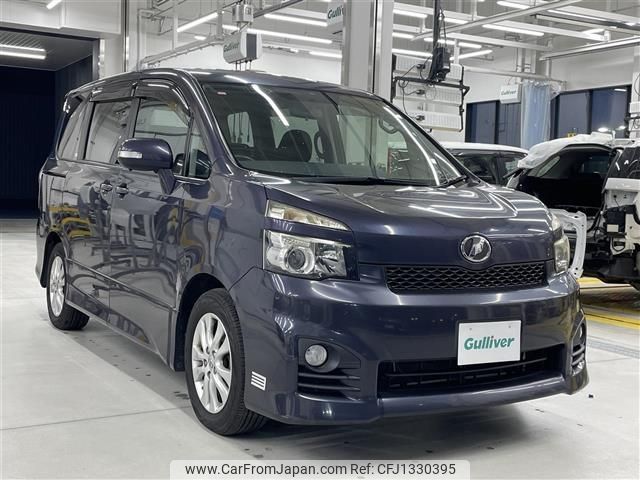 toyota voxy 2010 -TOYOTA--Voxy DBA-ZRR70W--ZRR70-0334115---TOYOTA--Voxy DBA-ZRR70W--ZRR70-0334115- image 1
