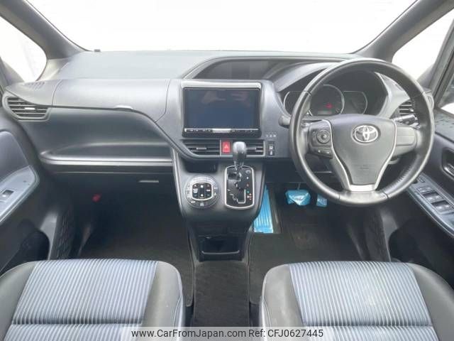 toyota voxy 2015 -TOYOTA--Voxy DBA-ZRR80W--ZRR80-0147456---TOYOTA--Voxy DBA-ZRR80W--ZRR80-0147456- image 2