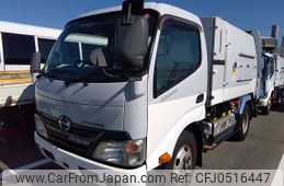 hino dutro 2016 24120510