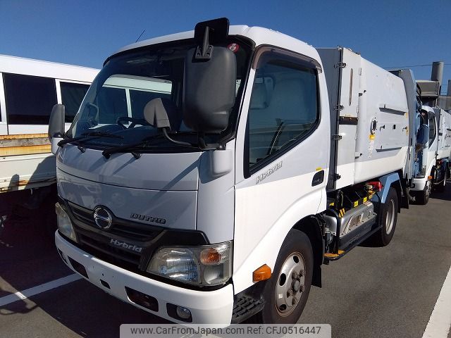 hino dutro 2016 24120510 image 1