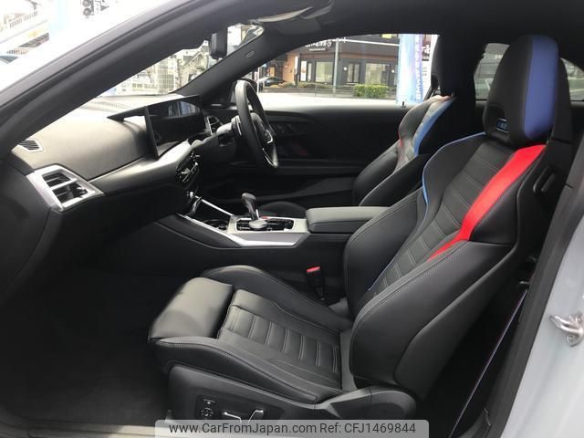bmw m2 2025 quick_quick_12DM30_WBS22DM0508F14024 image 2