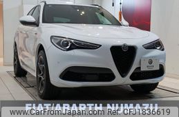 alfa-romeo stelvio 2022 CFJ1836619