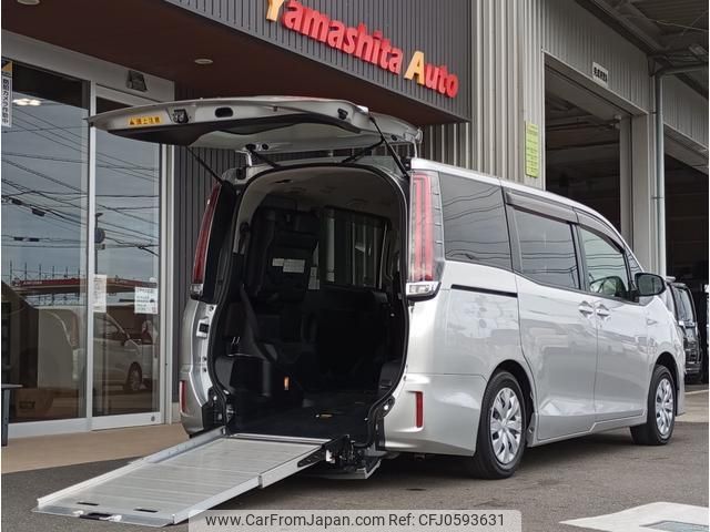 toyota noah 2018 quick_quick_ZRR80G_ZRR80G-0402057 image 1