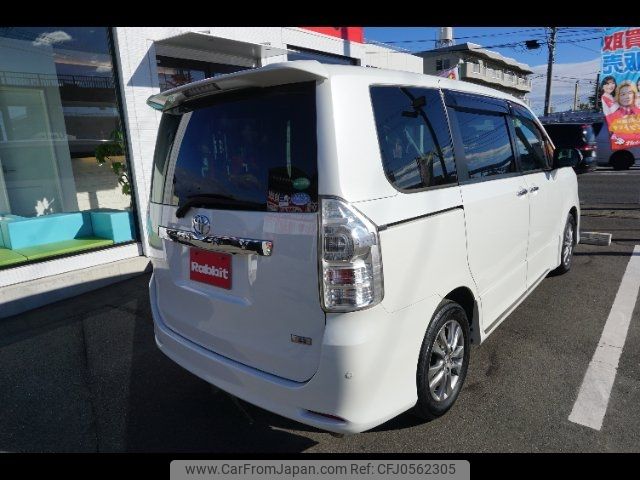 toyota voxy 2012 -TOYOTA--Voxy ZRR70W--0500570---TOYOTA--Voxy ZRR70W--0500570- image 2