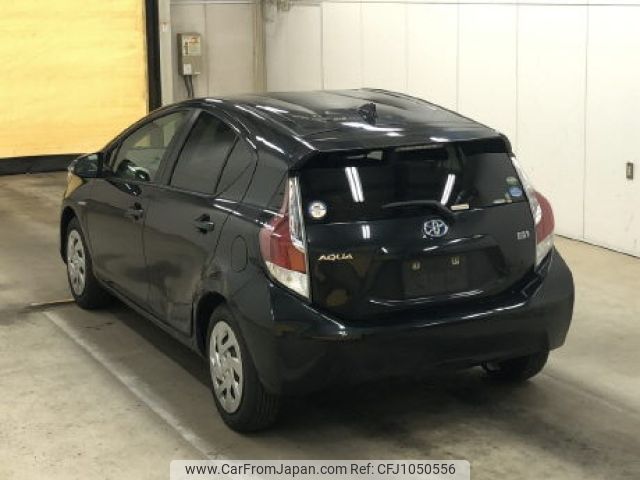 toyota aqua 2016 -TOYOTA--AQUA NHP10-6494784---TOYOTA--AQUA NHP10-6494784- image 2