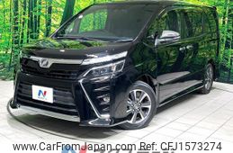 toyota voxy 2018 CFJ1573274