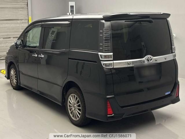 toyota voxy 2020 CFJ1586071 image 2