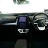 toyota prius-phv 2017 quick_quick_DLA-ZVW52_ZVW52-3010620 image 3