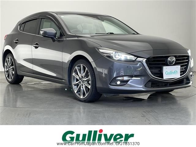 mazda axela 2017 CFJ1851370 image 1