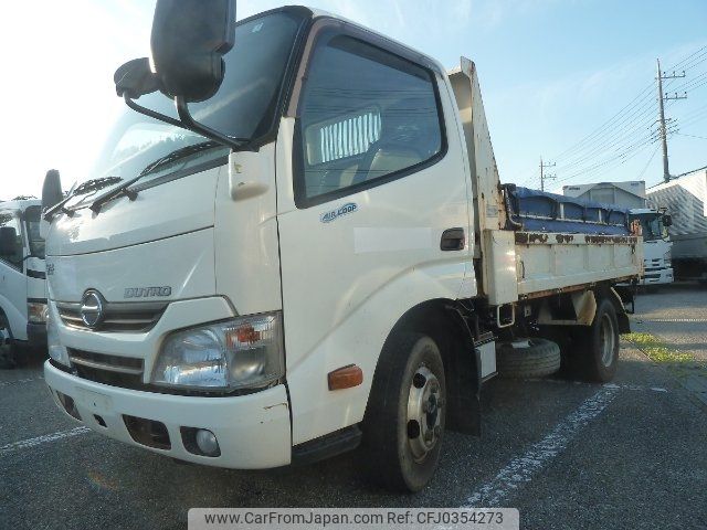 hino dutro 2016 -HINO--Hino Dutoro XZC610T--0006571---HINO--Hino Dutoro XZC610T--0006571- image 1