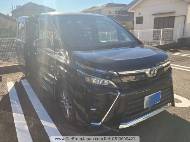 toyota voxy 2018 -TOYOTA--Voxy DBA-ZRR80W--ZRR80-0386653---TOYOTA--Voxy DBA-ZRR80W--ZRR80-0386653- image 2