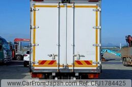 isuzu forward 2019 CFJ1784425